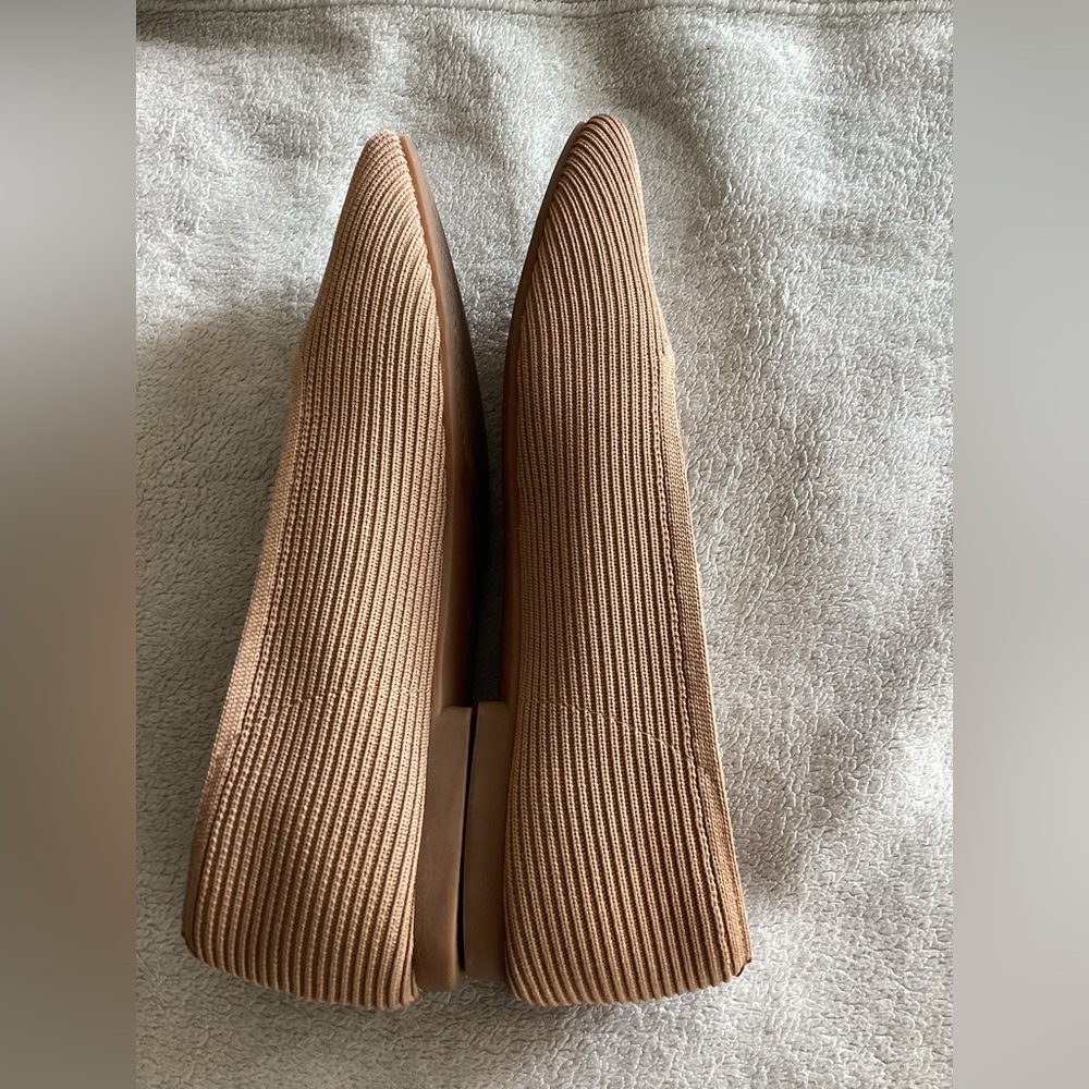 VIVAIA Women's Knit Flats in Camel - Picture 6 of 9